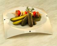 Kapros, tejsz�nes savany� uborka, grillezett ny�rsacsk�val